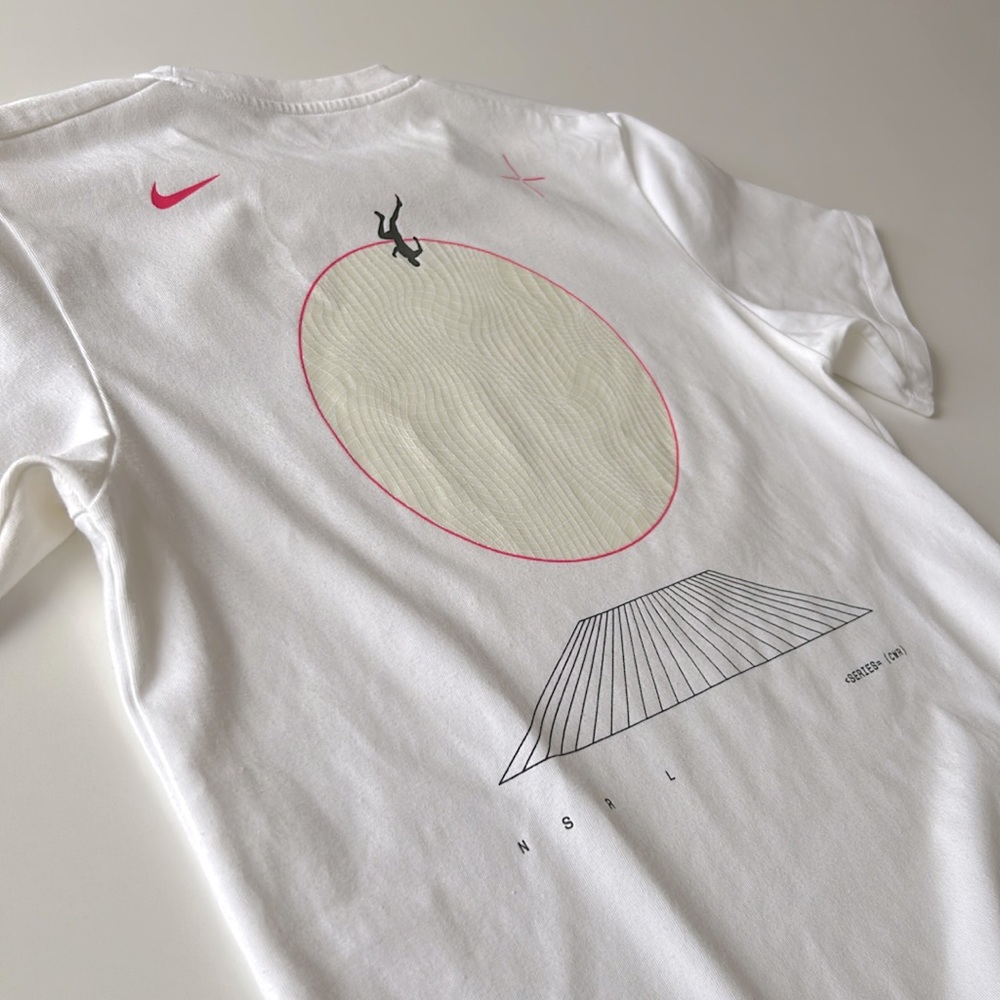 Nike Lab Shirt Medium Glow in Dark